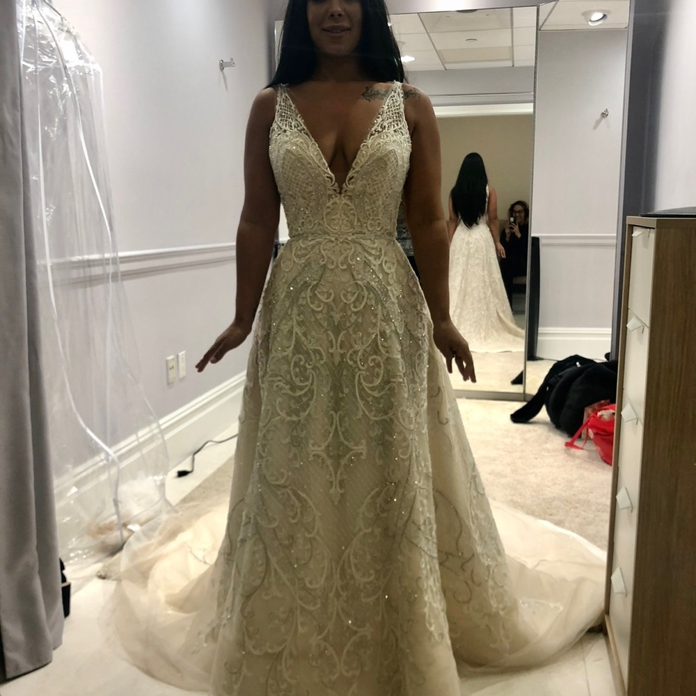 Enaura Designer Gemma style wedding Gown